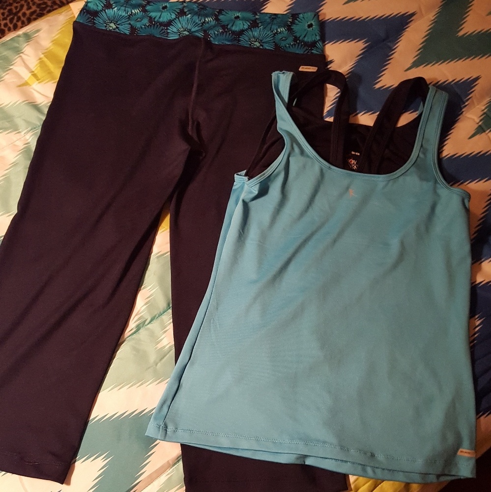 MATCHING DRI TECH WORKOUT SET NWT - Picture 4 of 5